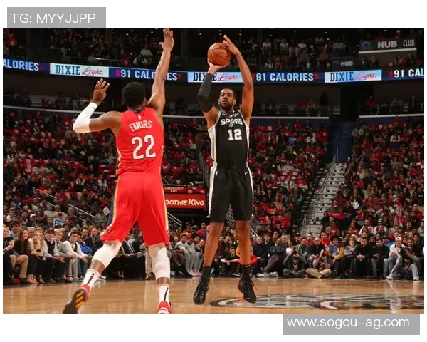 锡安半场表现惊艳13投8中砍下20分5篮板次节独得12分展现统治力